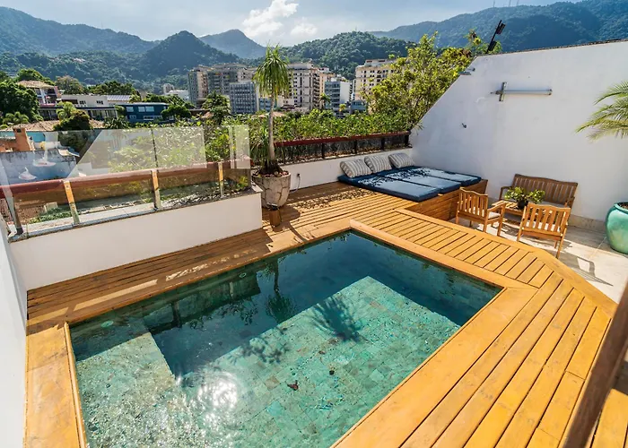 Unbelievable Ph, Leblon! Amazing View And Privacy!