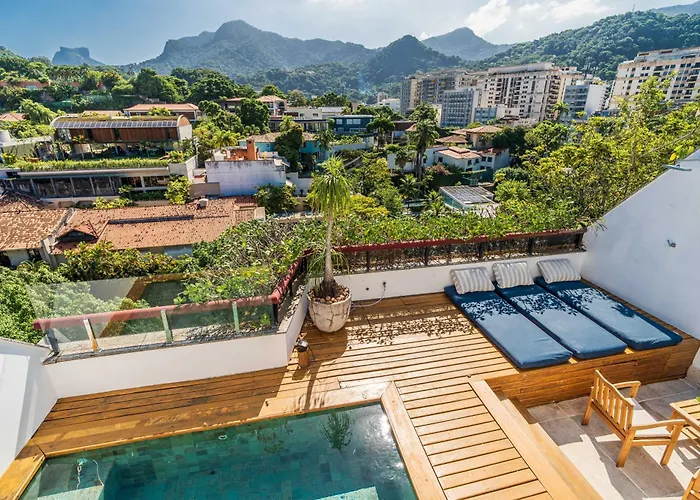 Unbelievable Ph, Leblon! Amazing View And Privacy!