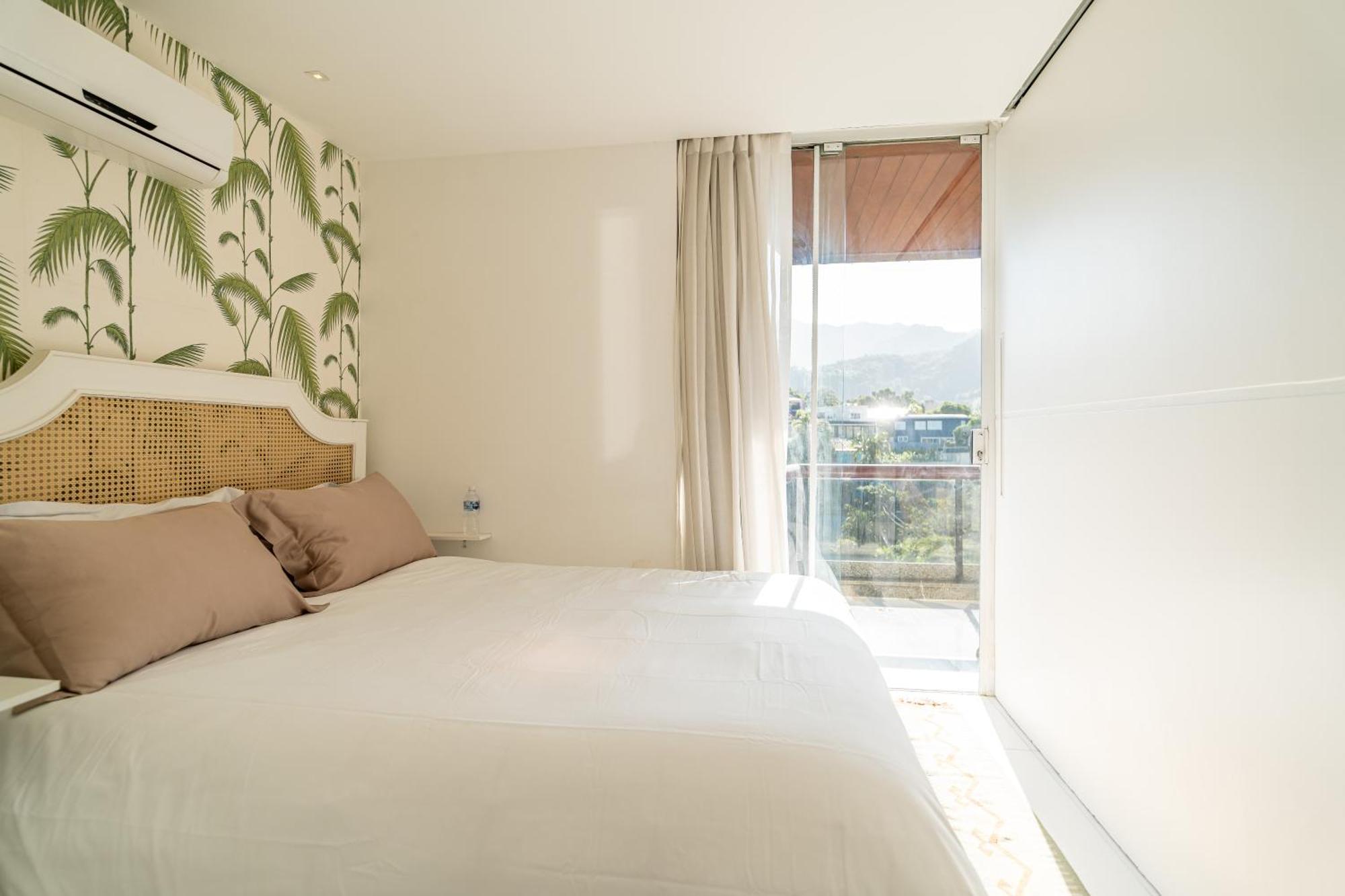 Unbelievable Ph, Leblon! Amazing View And Privacy! Rio de Janeiro